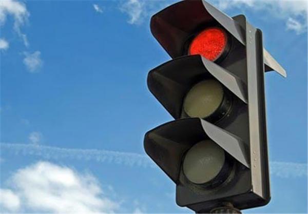 توضیحاتی پیرامون چراغ قرمز ترافیک